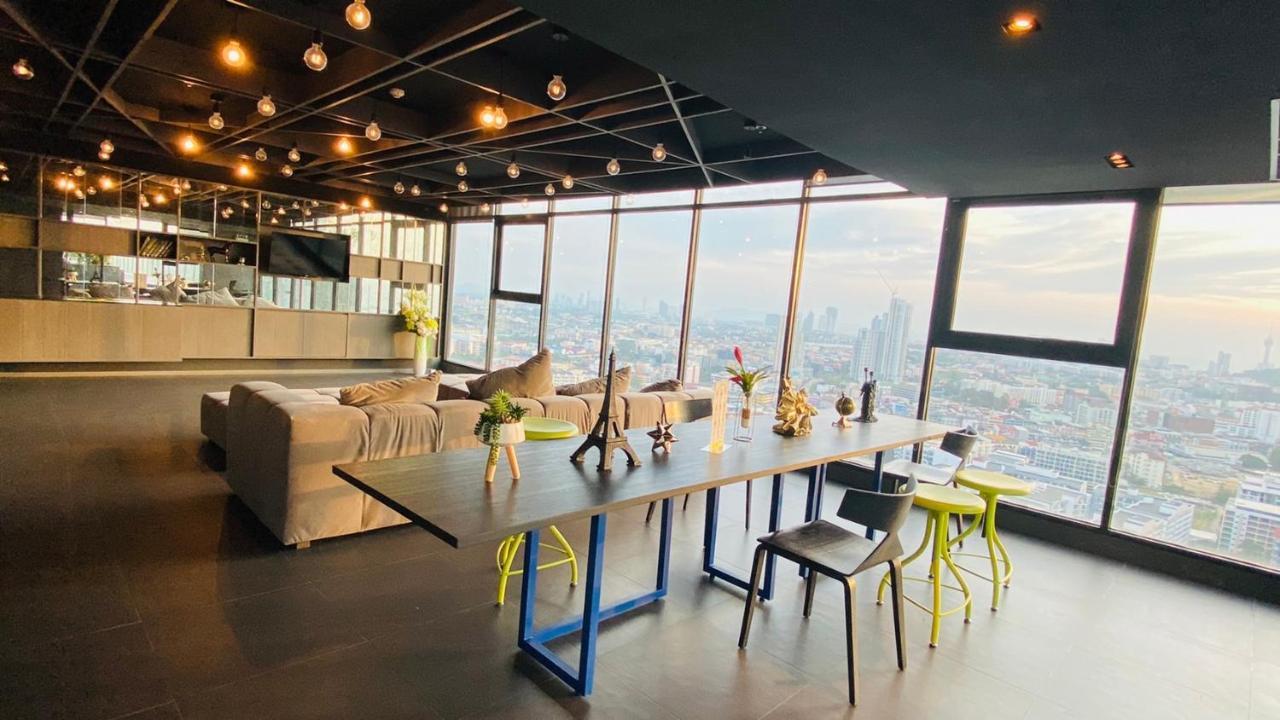 Base Central Pattaya Long Balcony King-Bed With Infinity Pool & Free Netflix! Zewnętrze zdjęcie